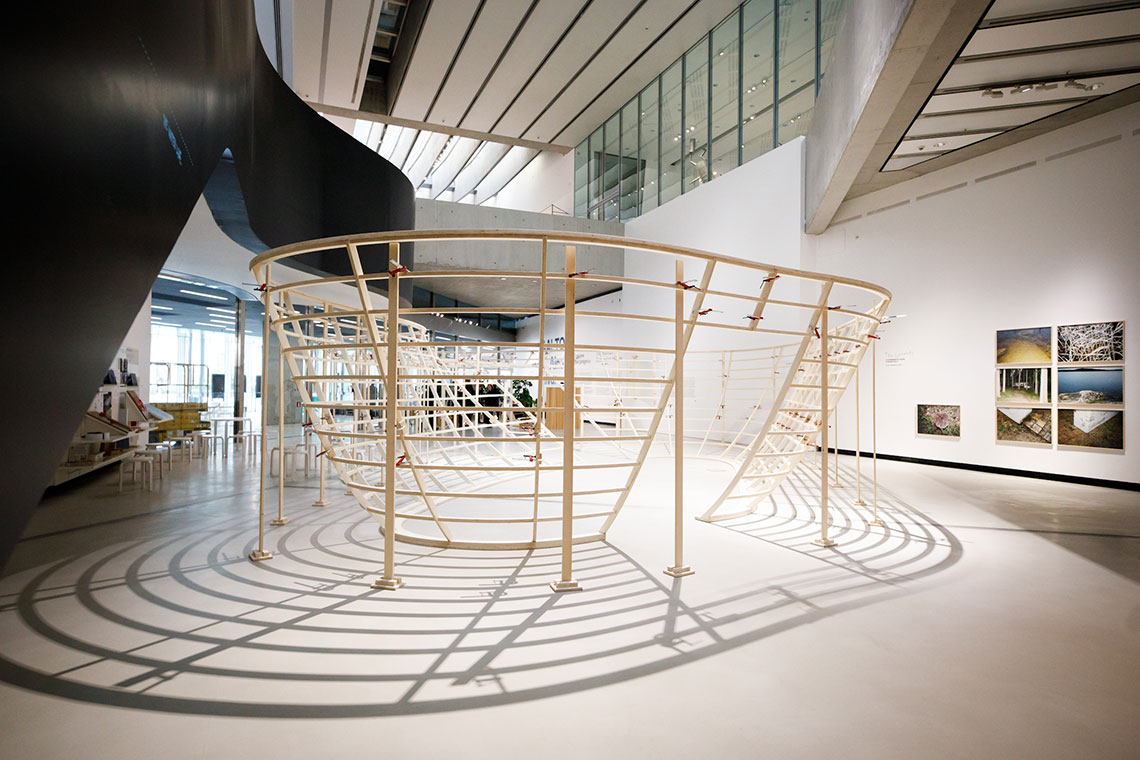 Vista dell'allestimento al MAXXII della mostra di Alvar Aalto